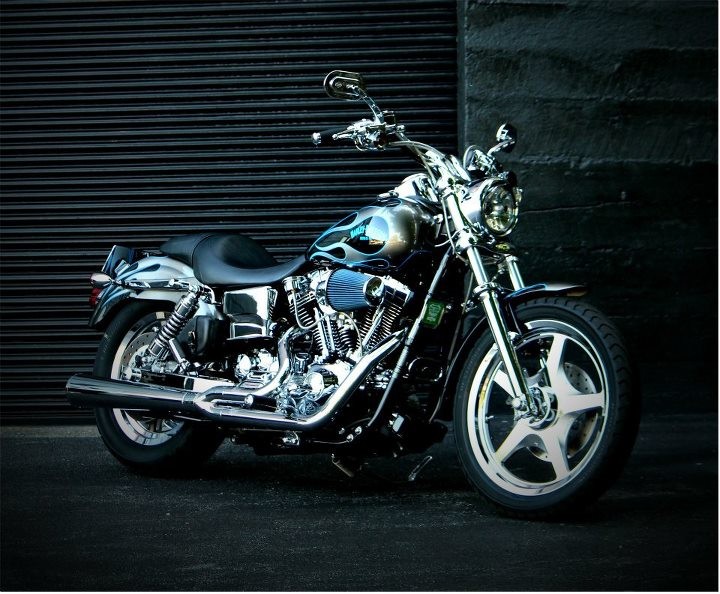 Tracy's 2002 Fxdl Low Rider®